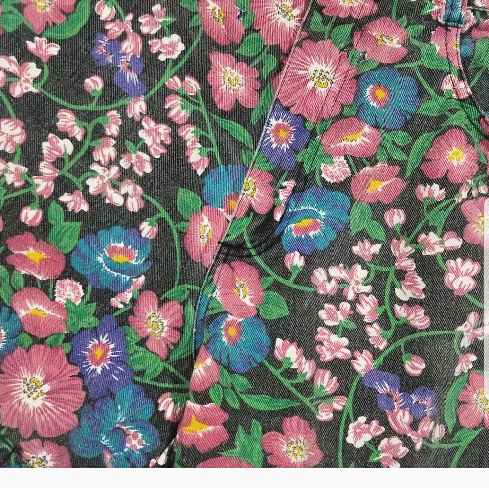 VTG 80s 90s Super High Waisted Floral Denim Shorts - Picture 3 of 5